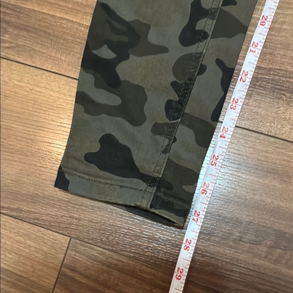 Camo Skinny Jeans - Picture 2 of 4